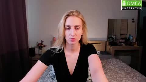 Milana online show from June 2026 03:01:02 PM