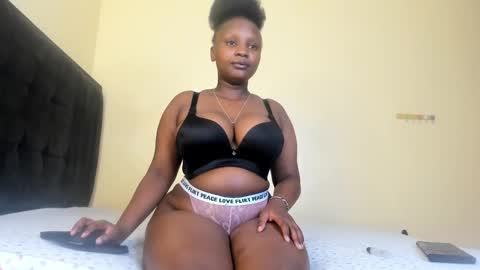 cute n nasty online show from December 2024 08:15:02 AM