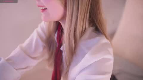 AN online show from December 2025 07:43:02 PM