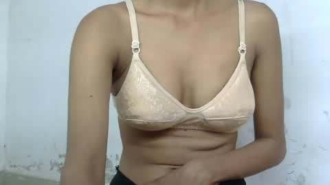 Snapshot of cute_ruhii chatting on June 2026 03:35:02 AM ruhi online show from June 2026 03:35:02 AM