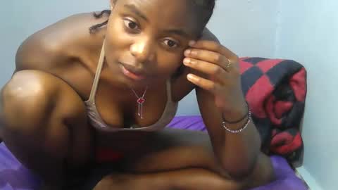 cute_shaniz online show from October 2025 06:48:01 PM