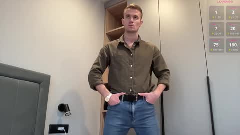 cute_skywalker online show from October 2025 01:24:02 PM