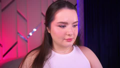 Amber online show from March 2025 11:53:01 PM