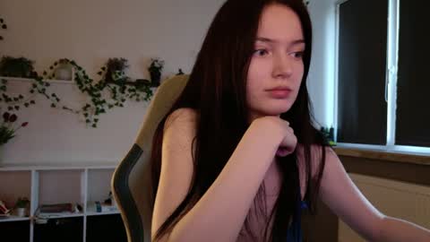 Anie online show from June 2026 06:31:02 PM
