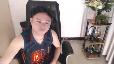 cuteasianlee online show from January 2026 04:42:01 PM