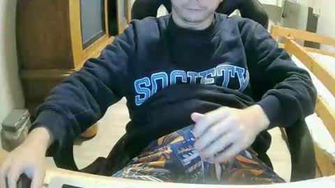 Cuteboy090 online show from September 2025 01:58:01 PM