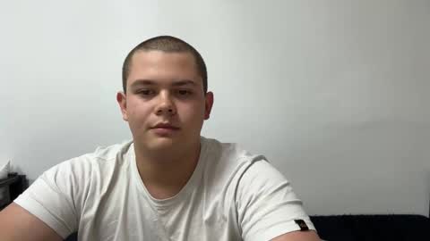 Snapshot of cutebutnaughty_ chatting on October 2025 06:14:02 PM Alex online show from October 2025 06:14:02 PM