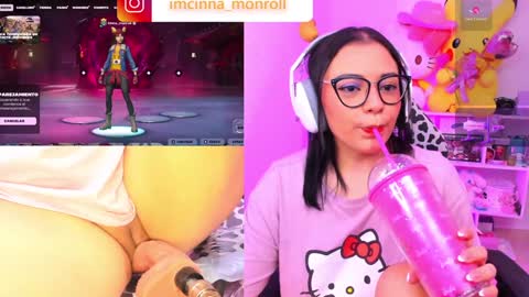 Snapshot of cutecinamonroll chatting on February 2025 04:58:01 PM Cinna independent model online show from February 2025 04:58:01 PM