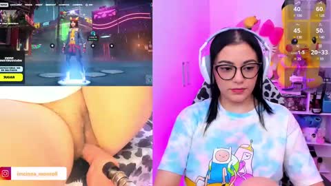 Snapshot of cutecinamonroll chatting on February 2025 04:31:02 PM Cinna independent model online show from February 2025 04:31:02 PM