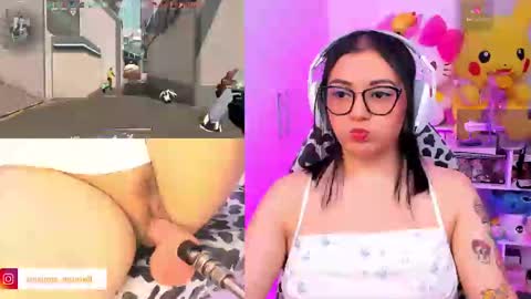 Snapshot of cutecinamonroll chatting on February 2025 12:05:02 AM Cinna independent model online show from February 2025 12:05:02 AM