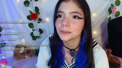 Snapshot of cutee_andrea chatting on April 2026 04:06:01 AM Andrea 3 online show from April 2026 04:06:01 AM