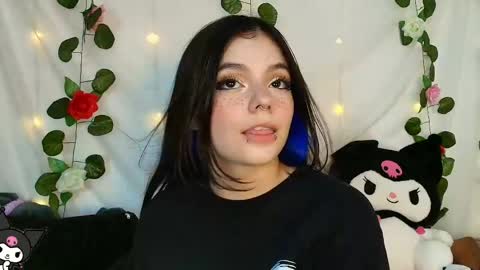 Snapshot of cutee_andrea chatting on May 2026 02:18:02 AM Andrea 3 online show from May 2026 02:18:02 AM