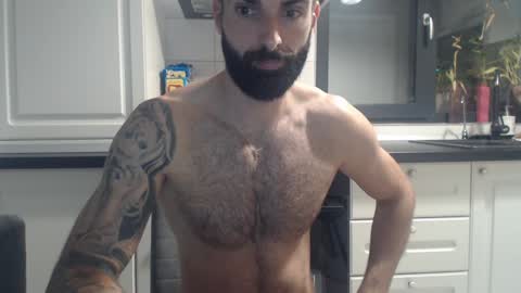 Snapshot of cuteeboy chatting on January 2025 12:25:02 AM cuteeboy online show from January 2025 12:25:02 AM