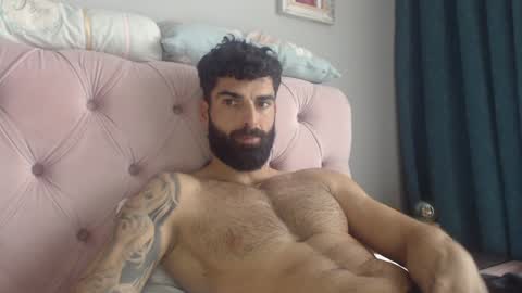 Snapshot of cuteeboy chatting on January 2025 12:05:02 PM cuteeboy online show from January 2025 12:05:02 PM