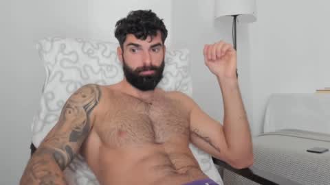 Snapshot of cuteeboy chatting on February 2025 10:10:02 AM cuteeboy online show from February 2025 10:10:02 AM