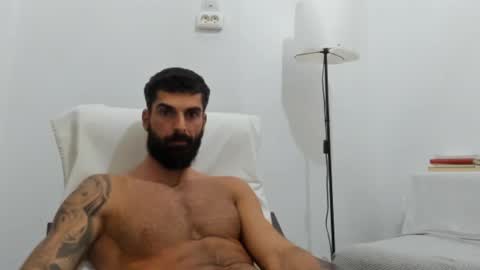 cuteeboy online show from October 2025 06:06:02 PM