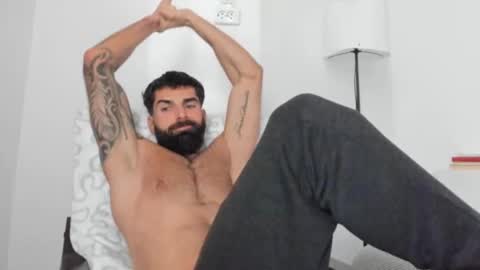 cuteeboy online show from November 2025 07:31:02 AM