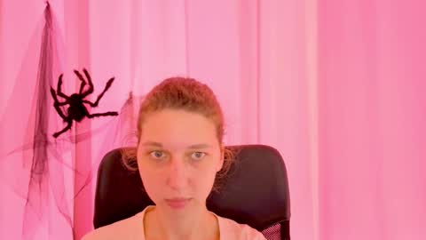 Elli online show from November 2025 11:05:02 AM