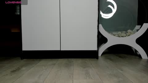 Snapshot of cuteemouse chatting on February 2025 04:45:02 PM Anna online show from February 2025 04:45:02 PM