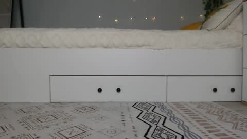 Snapshot of cuteemouse chatting on March 2026 12:27:02 PM Anna online show from March 2026 12:27:02 PM