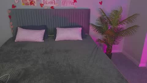 Amyy online show from June 2026 05:12:01 AM