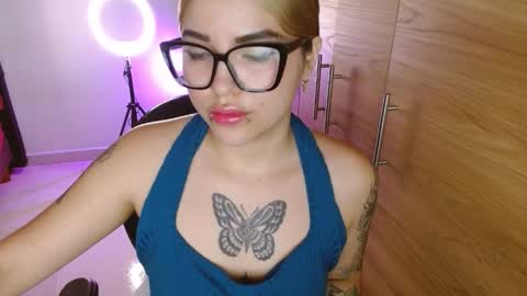 isabella online show from February 2026 05:40:02 PM