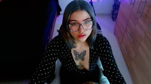isabella online show from February 2026 04:11:02 PM