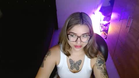 isabella online show from February 2026 05:02:02 PM