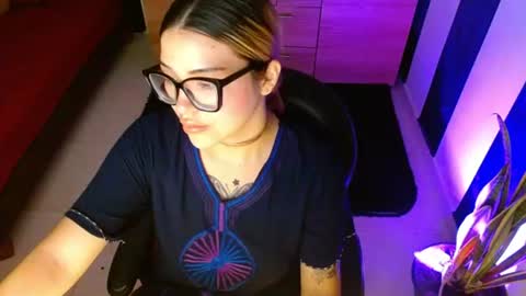 isabella online show from July 2026 06:25:02 PM