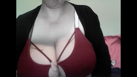 Jessy online show from April 2026 11:58:02 AM