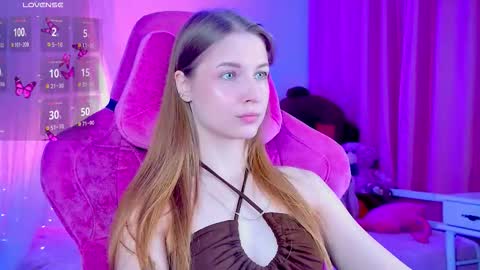 Rina online show from September 2025 05:33:02 AM