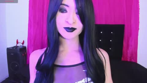 Snapshot of cutenaked_8 chatting on May 2026 12:16:01 AM Natalie online show from May 2026 12:16:01 AM