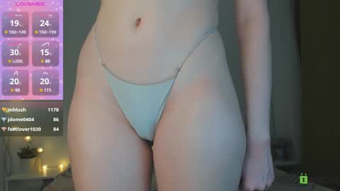 Snapshot of cutenessnicole chatting on January 2025 11:13:01 PM cutenessnicole online show from January 2025 11:13:01 PM