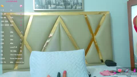 Snapshot of cutepetitee chatting on September 2025 08:32:02 PM cutepetitee online show from September 2025 08:32:02 PM