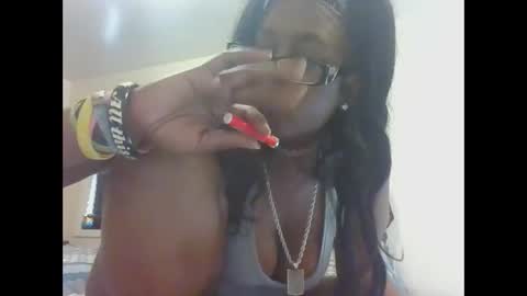 mary mack online show from November 2025 06:18:02 PM