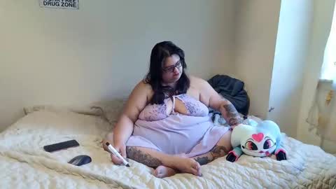 Cutetea online show from October 2025 03:47:02 PM