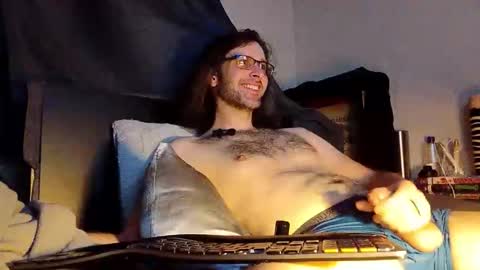 Snapshot of cuteteddybare chatting on April 2026 04:07:02 AM cuteteddybare online show from April 2026 04:07:02 AM