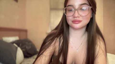 CuteAnn online show from November 2025 08:18:01 PM