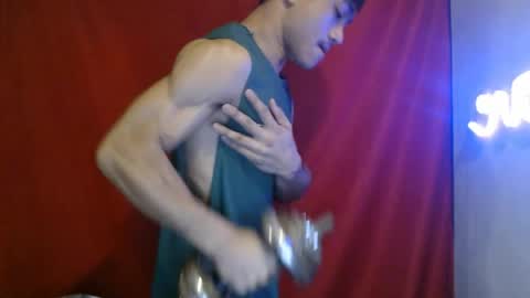 Snapshot of cutie_hunk69 chatting on July 2026 01:19:02 AM cutie_hunk69 online show from July 2026 01:19:02 AM