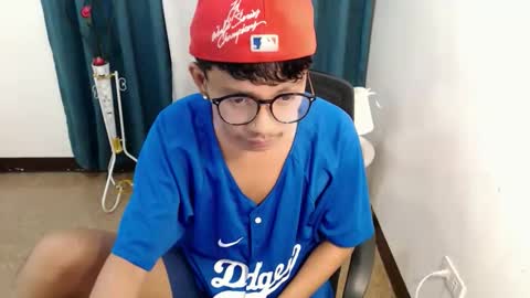 Snapshot of cutie_mico chatting on April 2026 11:09:01 AM cutie_mico online show from April 2026 11:09:01 AM