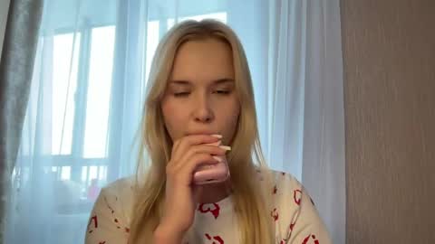 Chloe online show from April 2026 07:47:02 AM