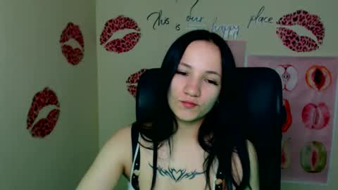 Emma online show from April 2026 06:20:01 PM