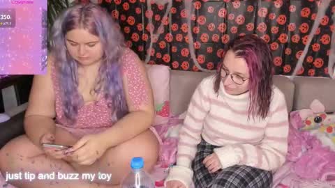 cutielanalova online show from November 2025 04:42:01 PM
