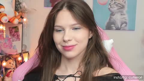 Rori  Instagram cutierori  online show from January 2025 02:09:01 AM