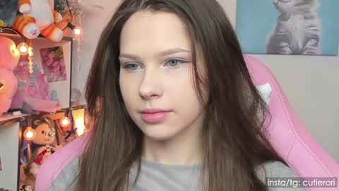 Rori  Instagram cutierori  online show from January 2025 05:19:02 AM