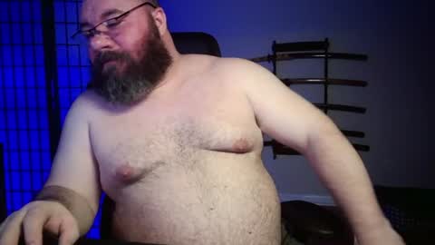 Snapshot of cwbyga chatting on June 2026 04:03:01 AM Bubba Bull online show from June 2026 04:03:01 AM
