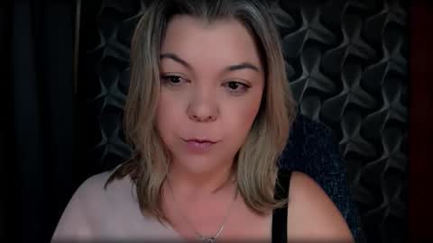 Snapshot of cyberdomme chatting on November 2025 12:57:01 AM Full time mean bitch. online show from November 2025 12:57:01 AM