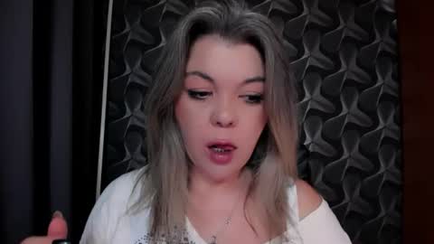 Snapshot of cyberdomme chatting on June 2026 12:24:01 AM Full time mean bitch. online show from June 2026 12:24:01 AM