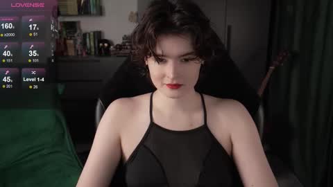 Helen Blossom online show from December 2025 02:24:02 PM