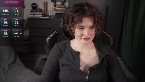 Snapshot of cybersamuraii chatting on May 2026 02:14:02 PM Helen Blossom online show from May 2026 02:14:02 PM